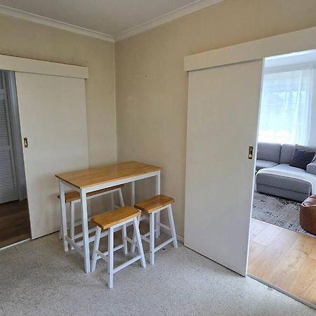 Elsternwick Easy Living - 2 Bedroom Sleeping 4 墨尔本 外观 照片