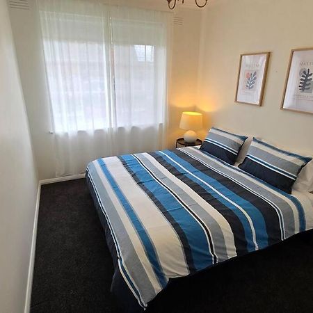 Elsternwick Easy Living - 2 Bedroom Sleeping 4 墨尔本 外观 照片