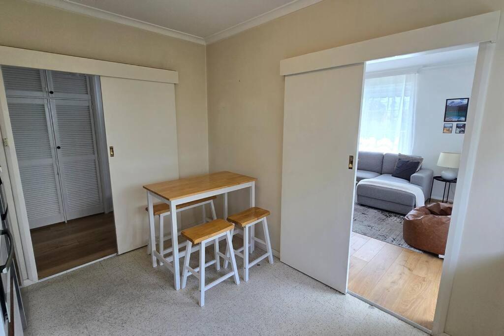Elsternwick Easy Living - 2 Bedroom Sleeping 4 墨尔本 外观 照片