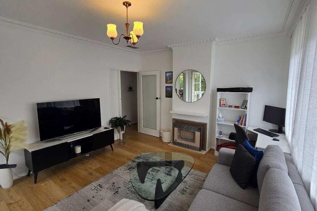 Elsternwick Easy Living - 2 Bedroom Sleeping 4 墨尔本 外观 照片